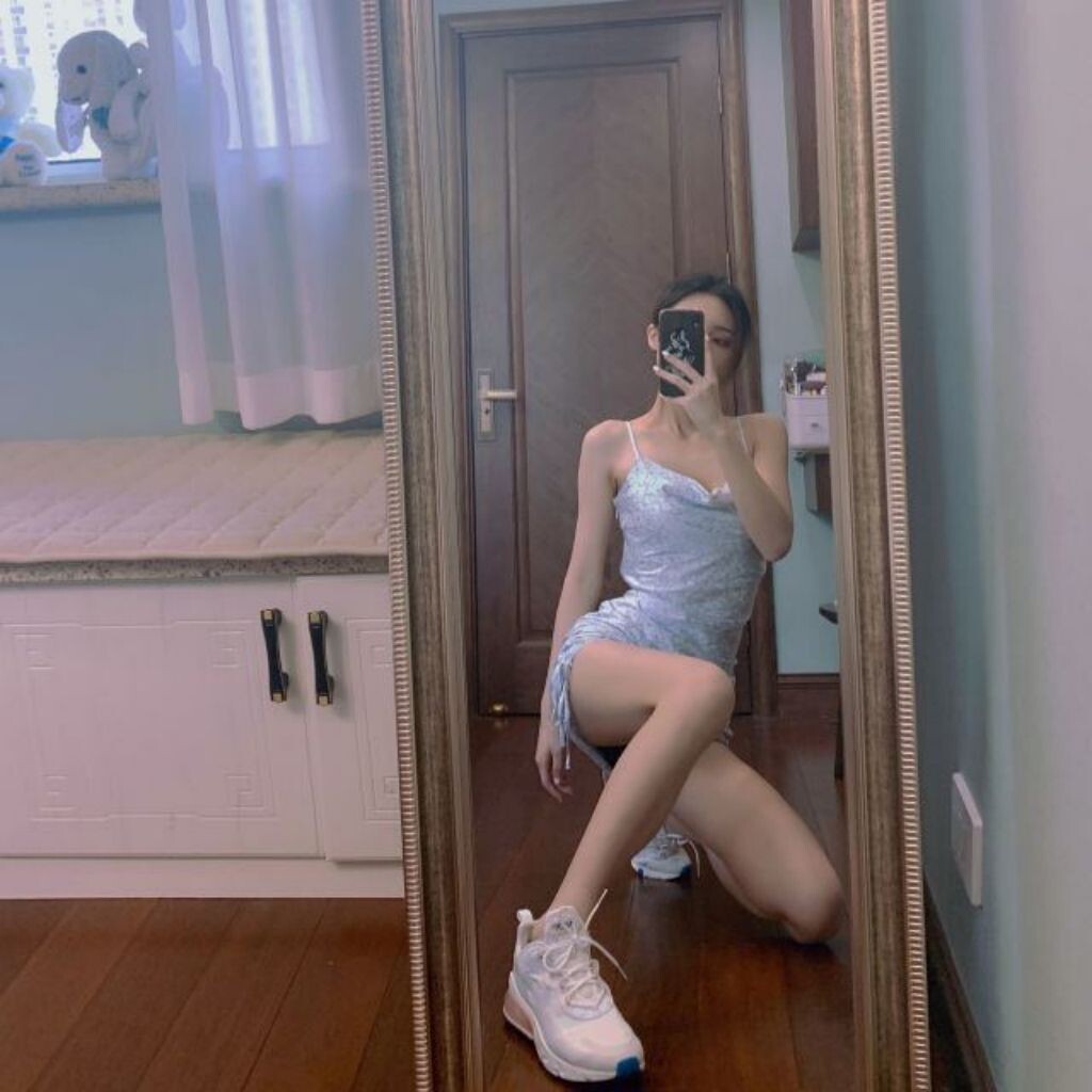 女友是护士，撮合我和她同时，怀疑这是个局啊