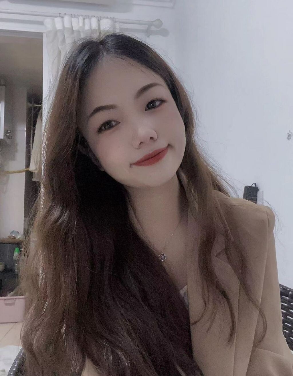 女友是护士，撮合我和她同时，怀疑这是个局啊