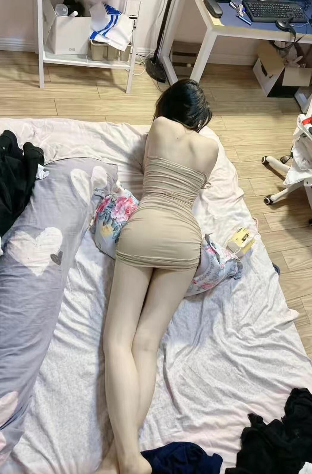 上了一个白皙人妻，我找到了人生的第二春