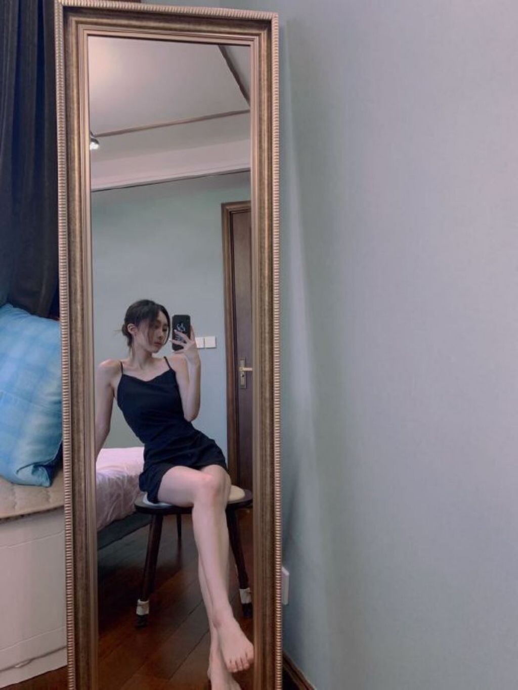 女友是护士，撮合我和她同时，怀疑这是个局啊