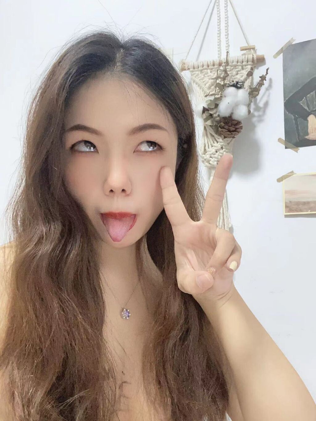 女友是护士，撮合我和她同时，怀疑这是个局啊