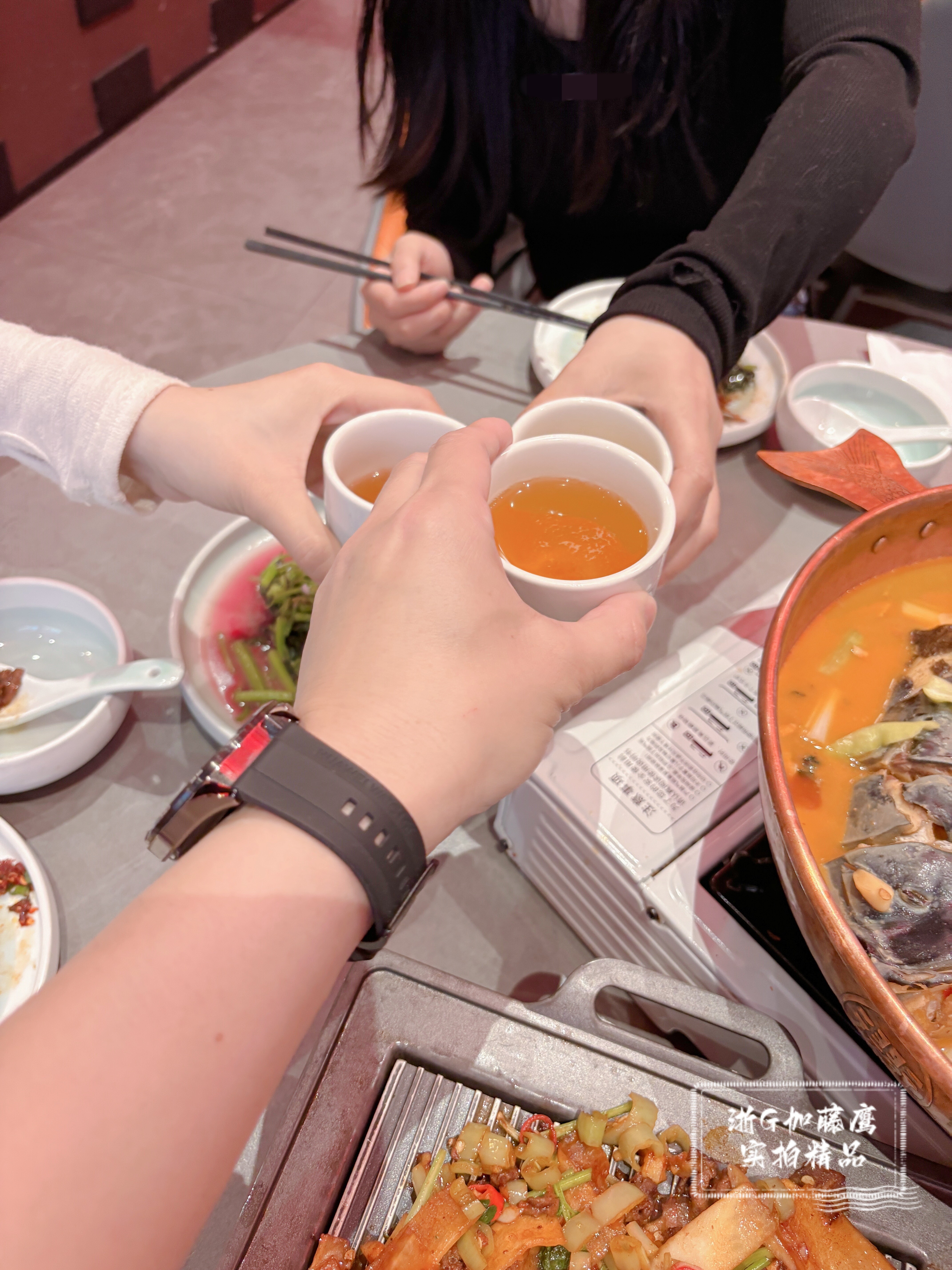 杭州某高校博士夫妻献妻与小女友双飞之旅第一季