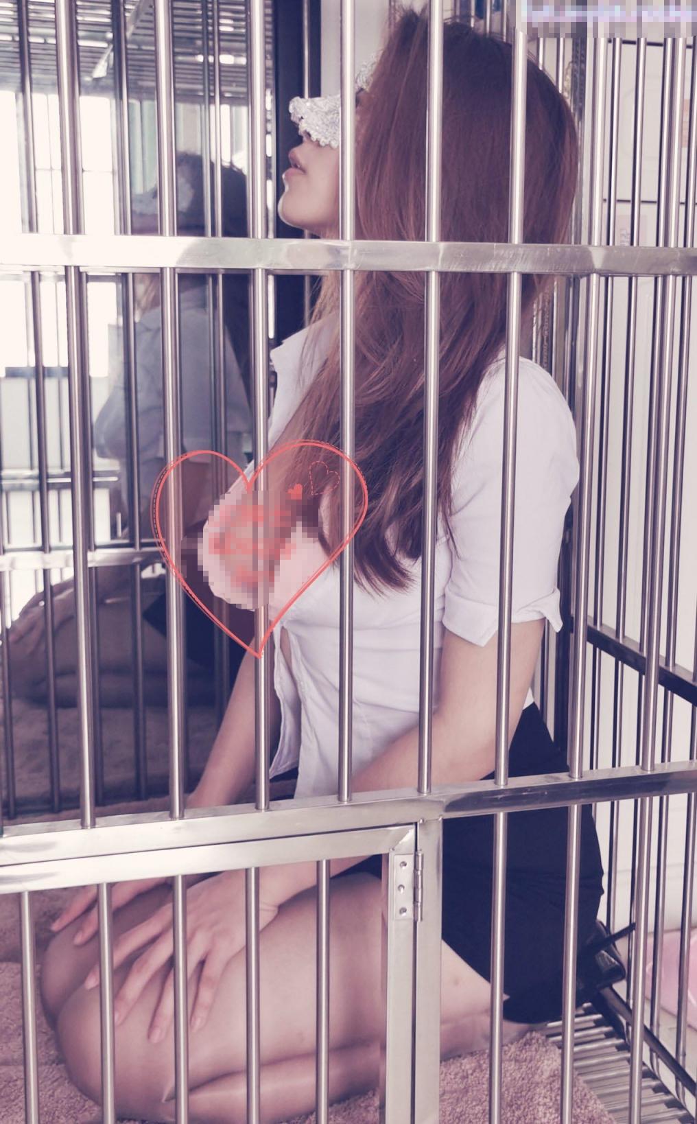 在外是别人眼中的女神 在主人面前就是一只欠调教的骚母狗，渴望被当成妓女一样狠狠羞辱