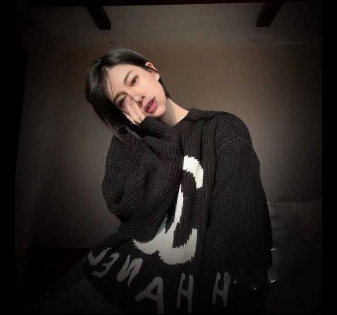 杭州泰隆银行 武林支行[黄晓菁]朋友圈自爆婚内出轨！还搞多p换妻！其出轨视频遭曝光！