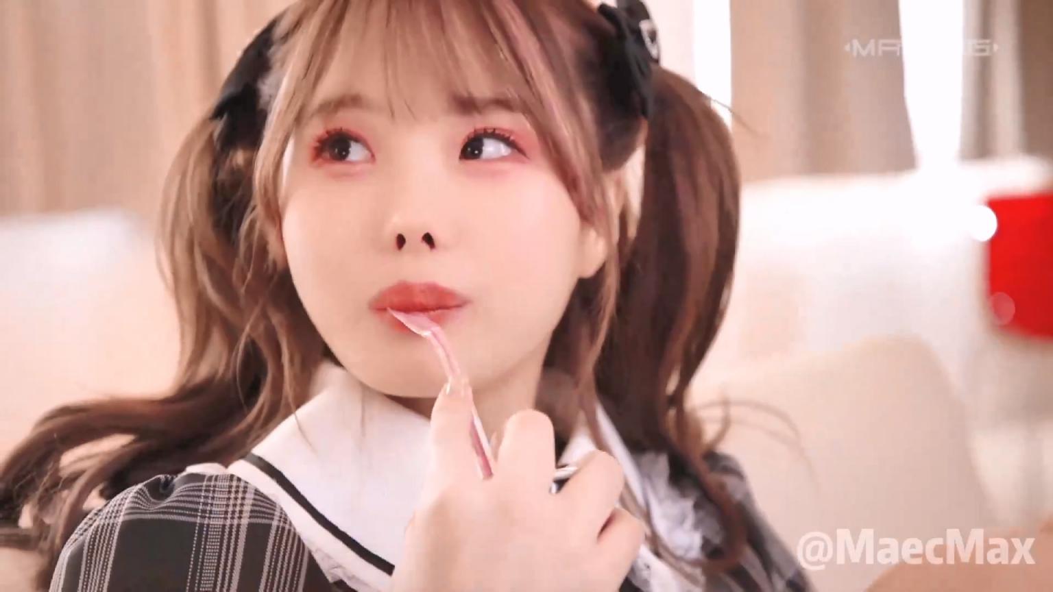 婷婷玉立的邻家小妹妹 每次都会主动掰开小嫩穴跟屁股好让肉棒插得更深! 且很认真享受插入 少女颜值爱了