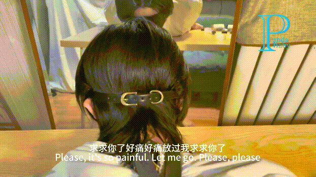 淫荡小骚货带着肛塞健身被发现，被带上项圈狗链按倒镜子前爆操，彻底沦为爸爸的性奴母G