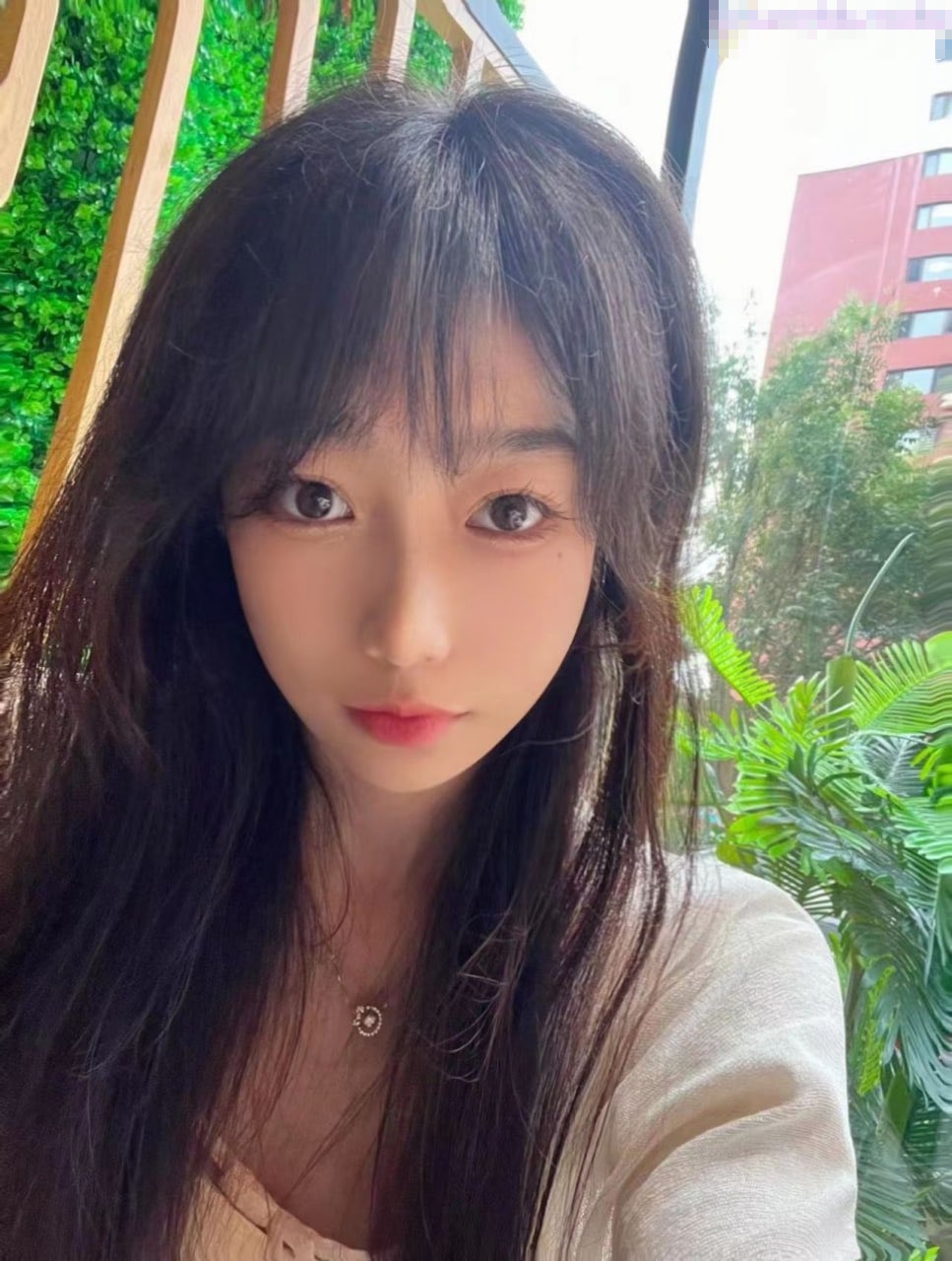 生活不止有眼前的苟且，还有和你在床上的狂野。哈哈，来不来？喜欢在上面 可以控制节奏和速度 想快就快