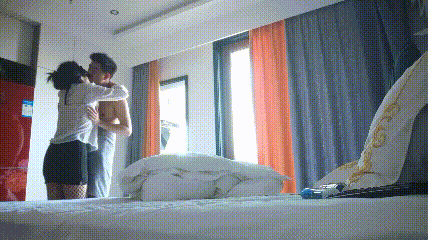 漂亮熟女阿姨偷情小伙 想要想要快点痒痒 啊啊使劲快操我老公 高跟连体渔网衣被震动棒高潮后求操