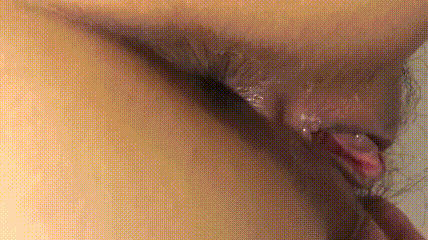 漂亮美女吃鸡啪啪 你是第一个用这里的人 怎么流不出来 妹子被无套插了几下鲍鱼直接爆菊花内射