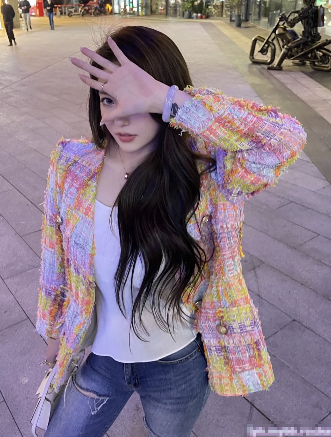 你以为的端庄高雅的女神私下是什么样子的吗?被当成妓女一样狠狠羞辱，看表情就知道很喜欢