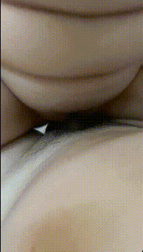 熟女大姐吃鸡舔菊花 撅着屁屁被无套操屁眼 大奶 鲍鱼肥厚