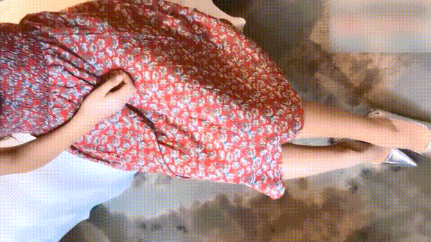 极品御姐女神 性感小高跟碎花裙 骚货说被操的太累了都不想再被操了 还是半推半就的就范了