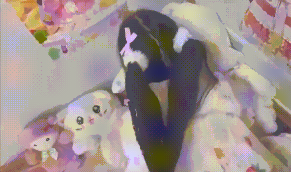 00后青春活力花季美少女 表面是大家文静乖巧小学妹 私下是爸爸的小淫娃 又乖又反差的女孩子谁不爱