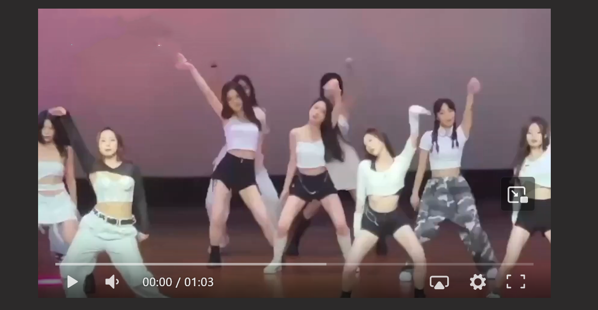 迎新晚会抹胸露乳继续跳！ 军训风波未平 迎新晚会又起 各大高校开始吊带甩奶舞才艺大比拼