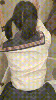 00后青春活力花季美少女 表面是大家文静乖巧小学妹 私下是爸爸的小淫娃 又乖又反差的女孩子谁不爱