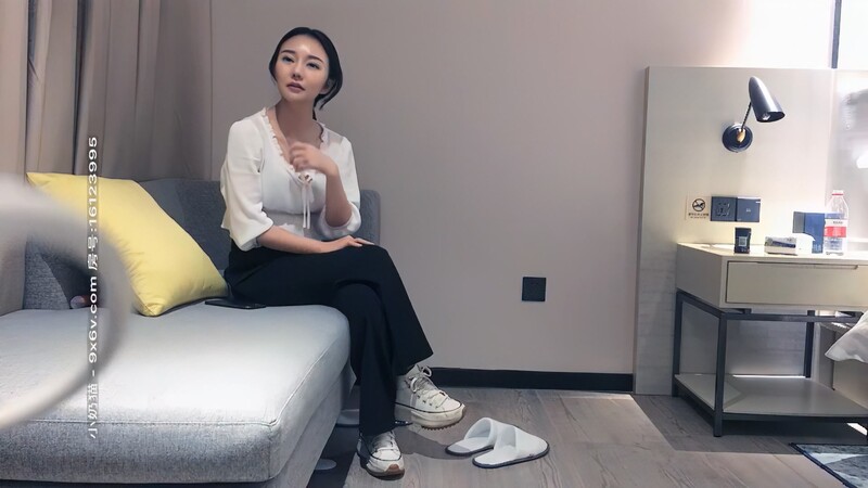 3000一炮【太子探花】外围女神瑜伽教练兼职脸蛋身材无一处不高分，狂草水多物有所值