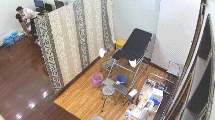 2熟女人妻 在私人妇科诊所偷情男医生 被无套内射 再免费检查一下骚逼顺便清理干净精液