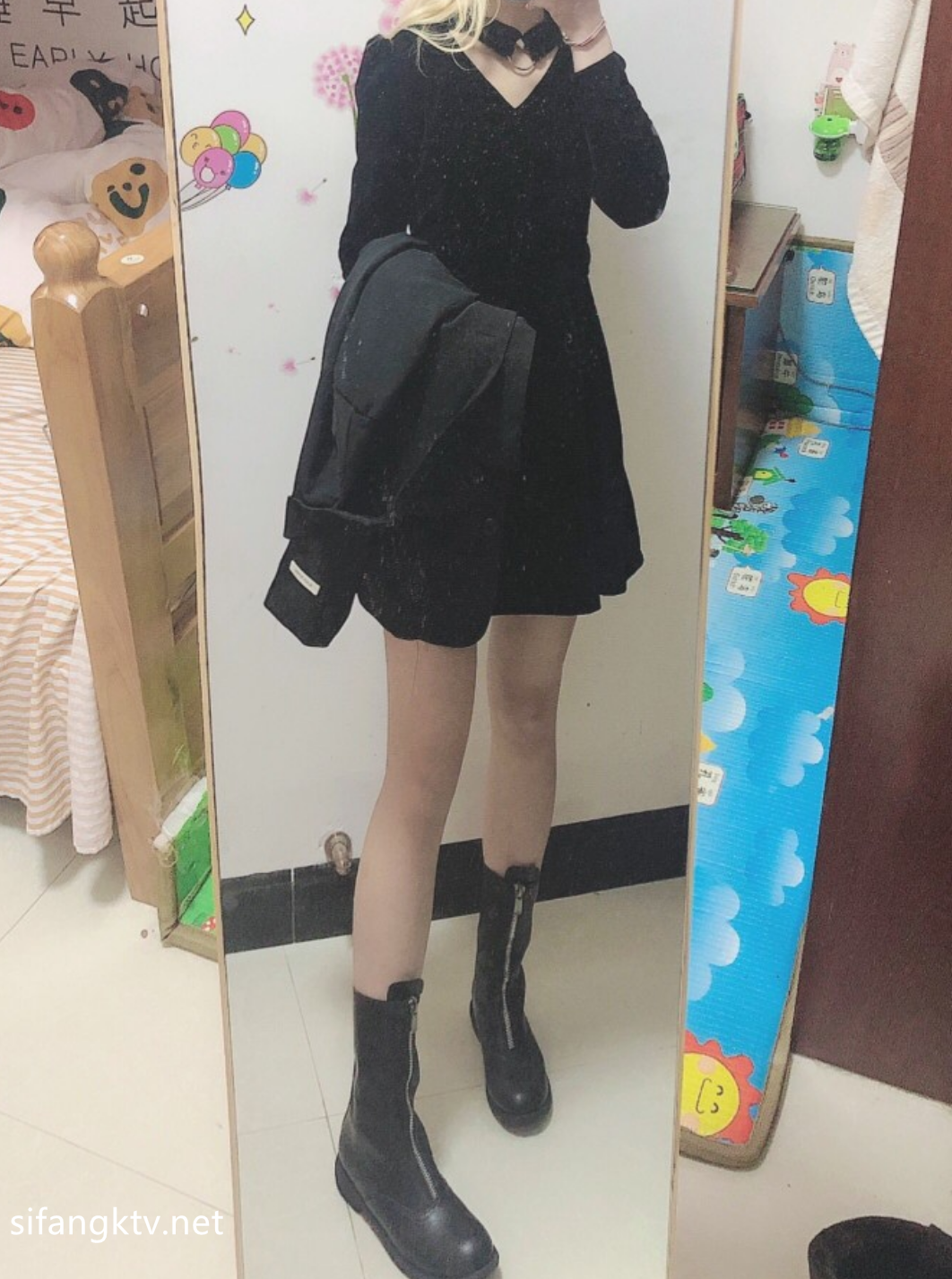 【精品泄密】大连海事学院张帆等7位美女自拍外泄