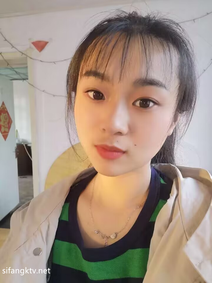 【精品泄密】大连海事学院张帆等7位美女自拍外泄