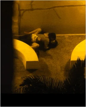 精彩公共场所啪啪被偷拍 最强刺激性爱甄选 小情侣学校走廊做爱 饥渴小情侣席地而战