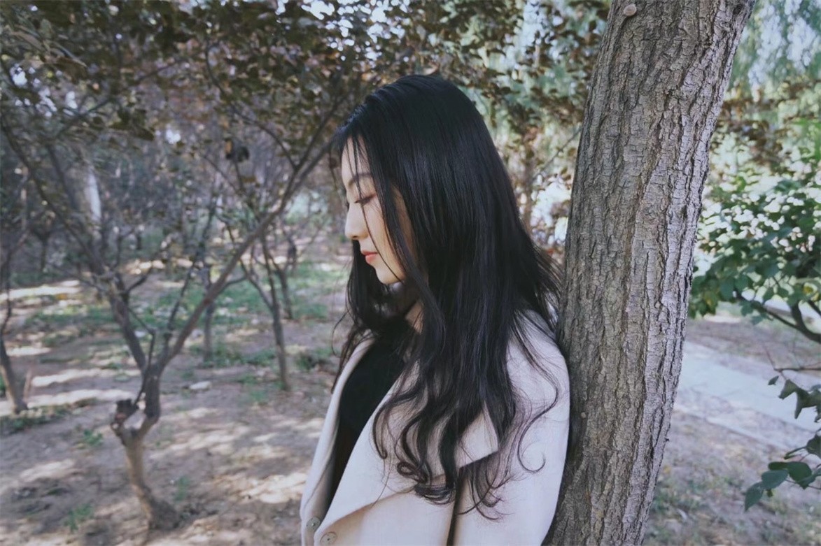 【网曝热M事件❤️白金泄密】中国民航大学崔洁被土豪包养3P泄露完整版 口技不错 呻吟好听 完美露脸