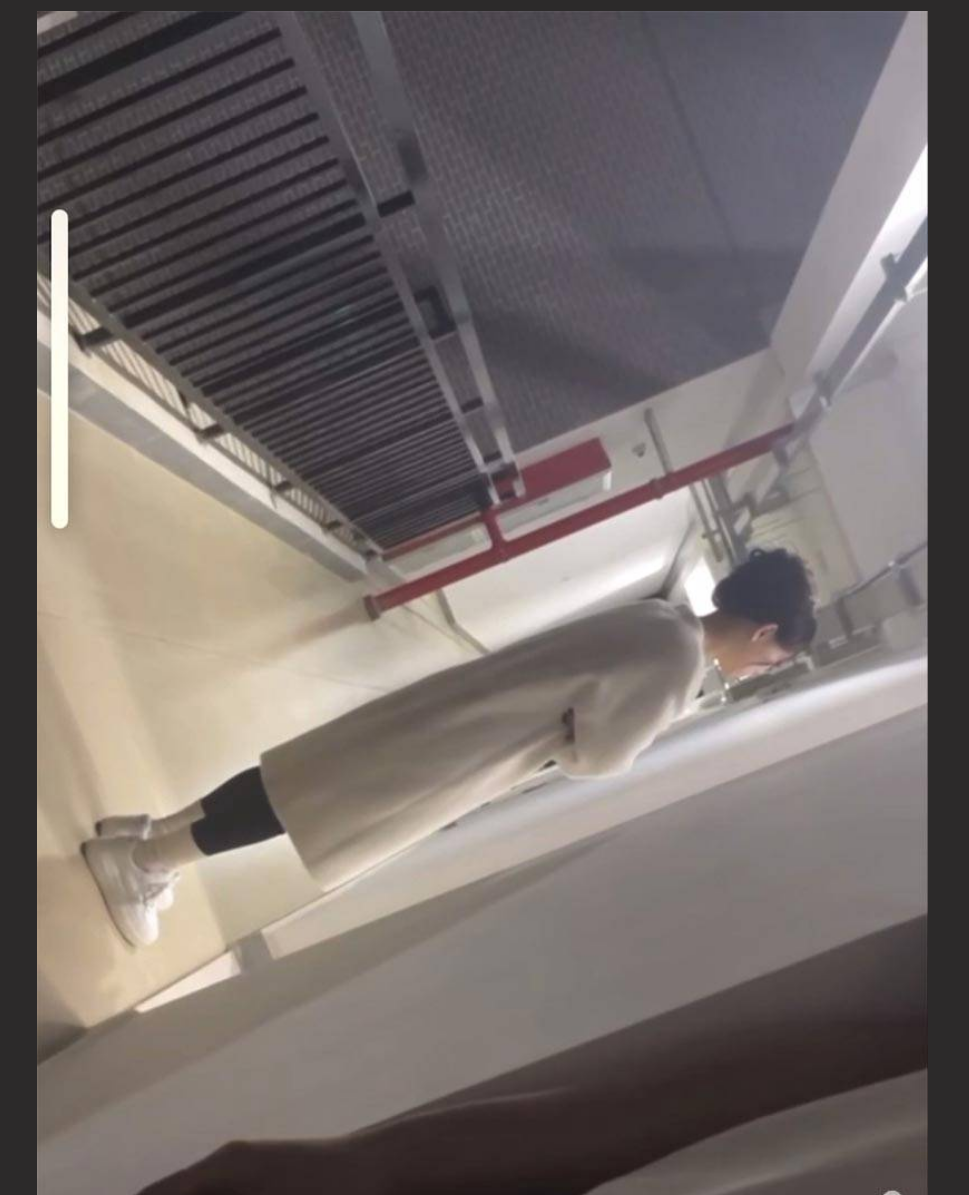 广州华商学院男生带外校女生进活动室口交 同学举报导致其被辅导员抓包 现场社死