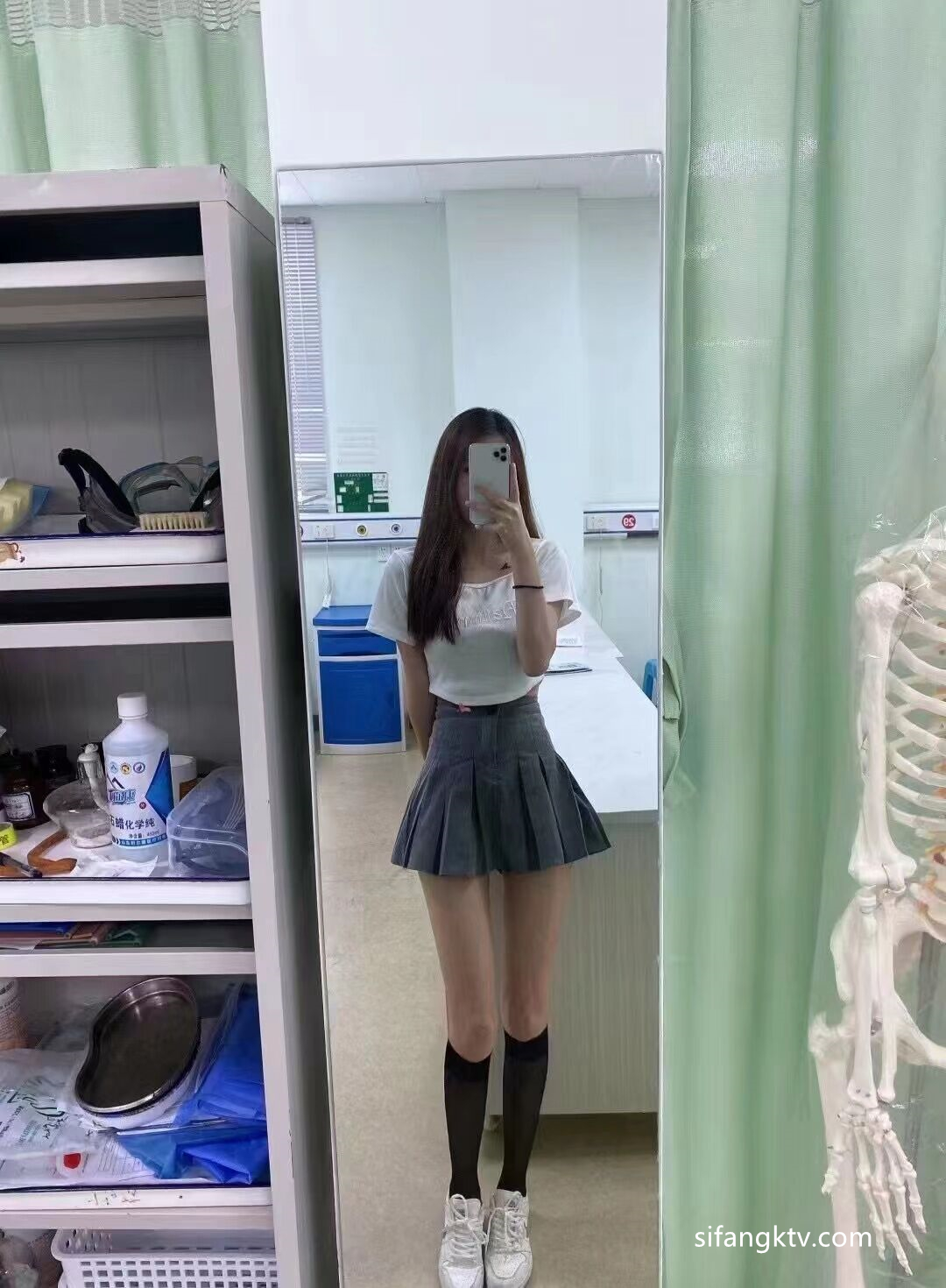 极品高颜值反差美女高材生 薛Y宁性爱图影泄密流出