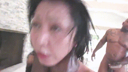 漂亮熟女人妻吃鸡啪啪 身材娇小 被两根黑祖宗超大肉棒三洞全开 不停连续轮流无套输出 简单粗暴