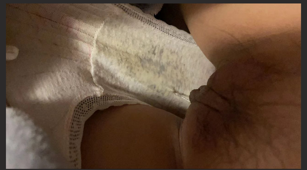 极品巨乳嫩穴卫校女生 小小年纪就玩的这么刺激 嫩逼太久操了