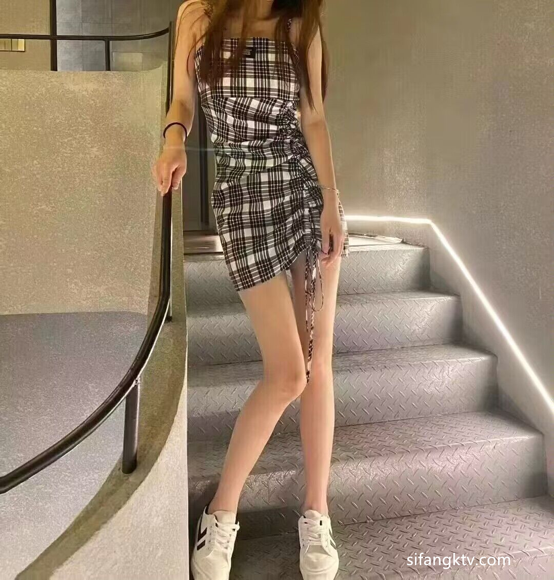 极品高颜值反差美女高材生 薛Y宁性爱图影泄密流出