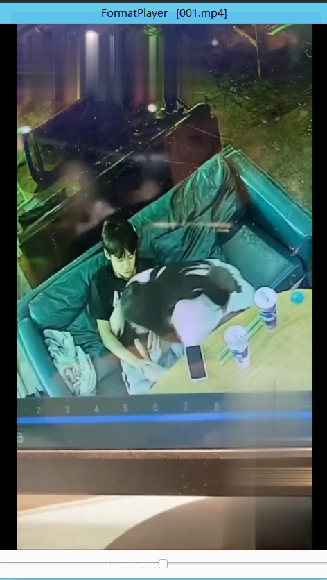 广西玉林仙尼奶茶店口交门事件～被同学认出是本校高冷女神 大型社死现场！