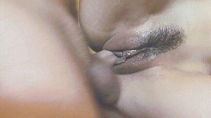 熟女人妻 在家被大肉棒无套输出 小贫乳哗哗 呻吟不停 射了满满一屁屁