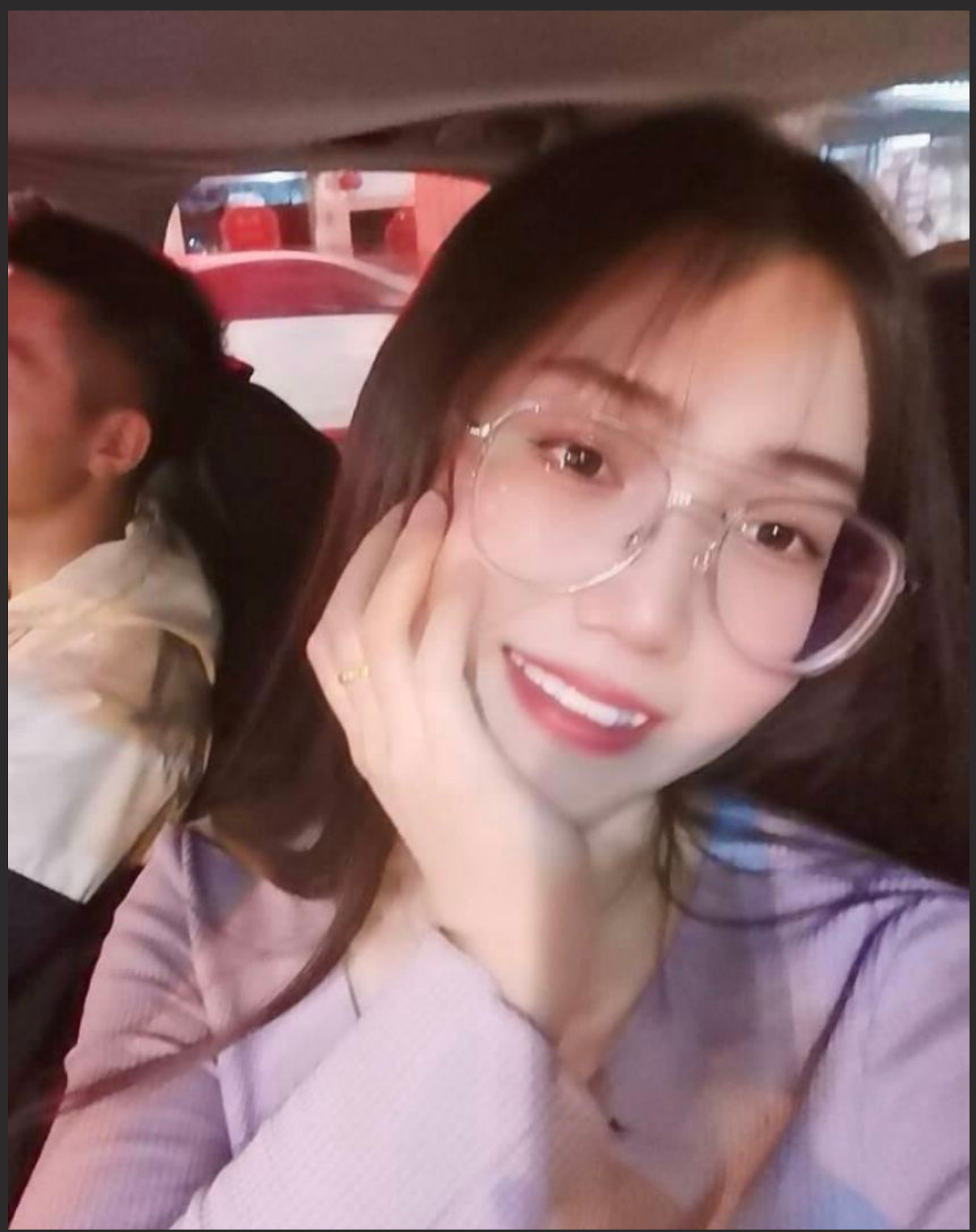 山东最美的爱妻 崔XK 被绿帽癖老公送人操 请把你们的精液都射给她