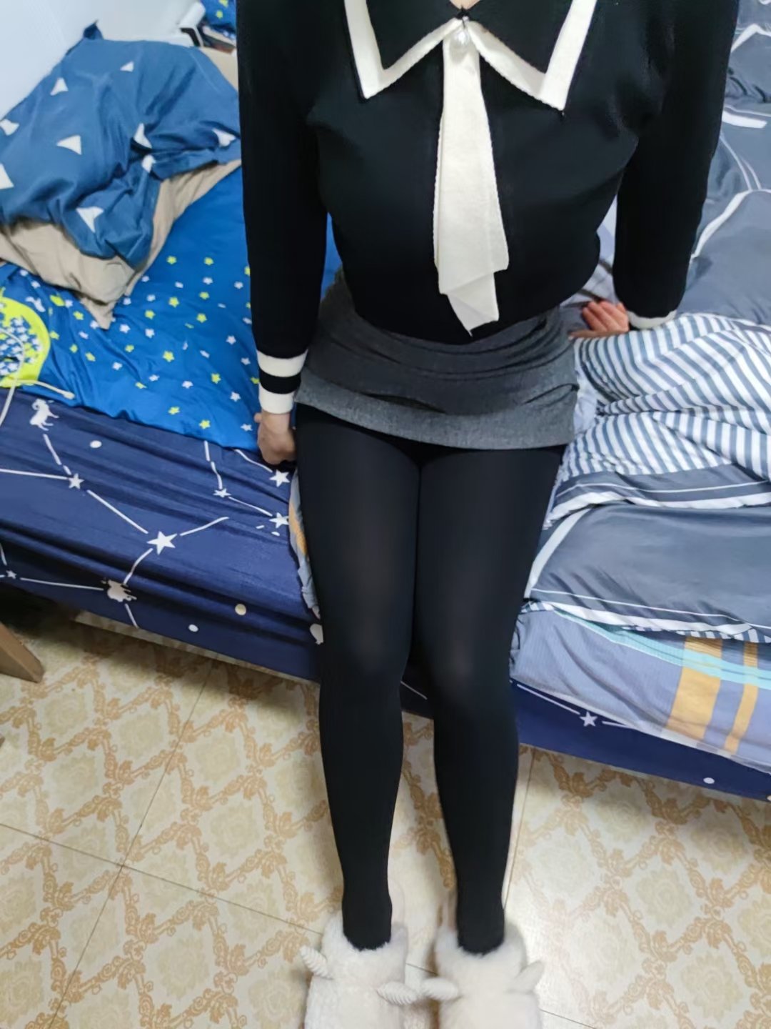 绿帽的快乐我不懂 或许这样当面看到自己媳妇儿高潮就是一种快感吧！看女友被征服