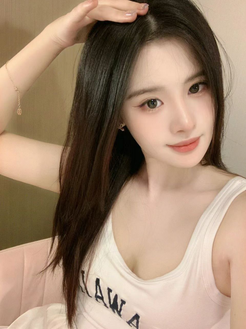 大长腿美少女又纯又欲 小闷骚型 后门已开发好 水嫩一线天白虎嫩B 被金主各种啪啪蹂躏有钱人的玩物