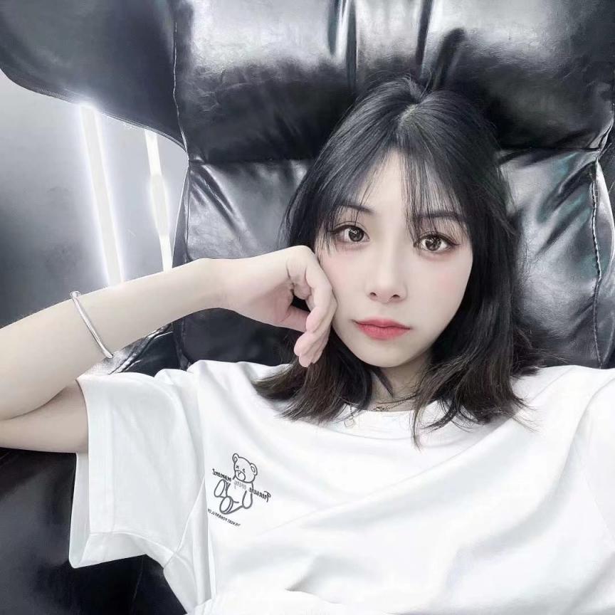 纯纯的甜美极品女神 纯欲的外表与放荡的淫叫 形成剧烈反差 视觉感超强  要榨干主人爸爸最后一滴精液