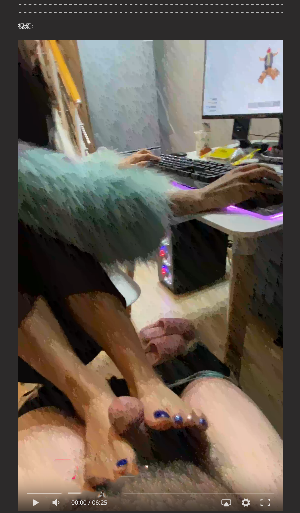 反差女大学生骚操作 双手吃鸡双脚帮男朋友足交 游戏结束开始实战！