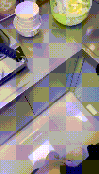 最喜欢人妻少妇 就是那种征服感，命令对方做什么，都得言听计从，平时端庄乖巧老婆，一旦调教起来也是条狗