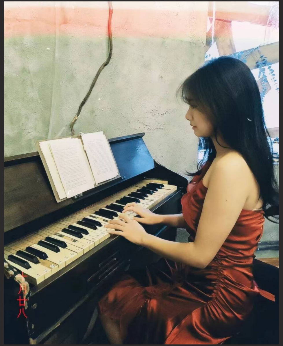 南京女大学生微胖母狗 赵思燕 被渣男带着好兄弟一起玩 3p 并且拍下视频