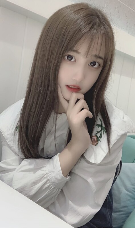 这小高跟 美美的脸纤细的腰 这种女朋友太极品 酥酥的每一寸皮肤 粉嫩的乳头 身材和脸都没有缺点