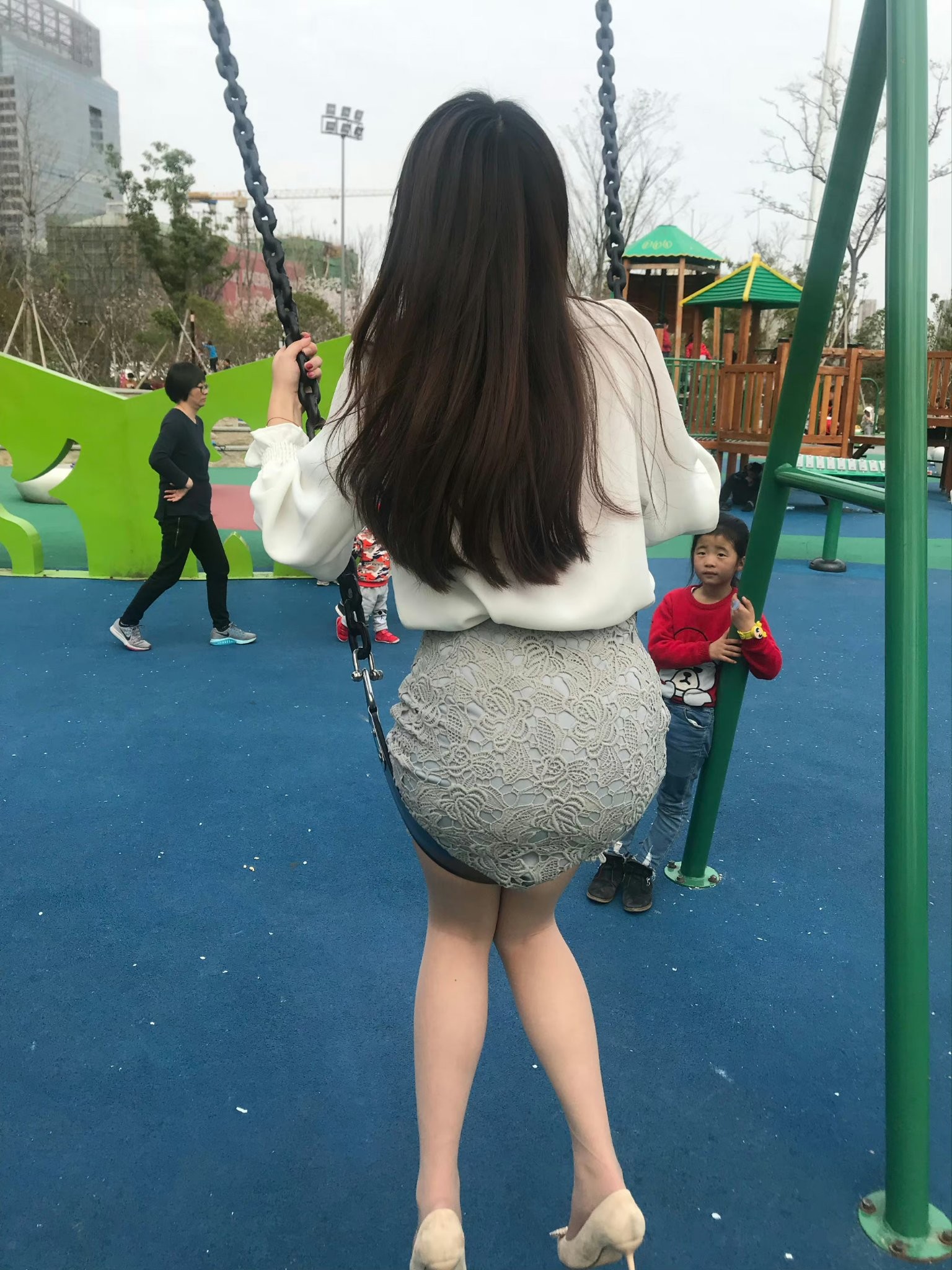 『职场高管女神』 高学历气质女神 包臀裙丝袜高跟职业装 高高在上的女神在大鸡巴下姿意承欢