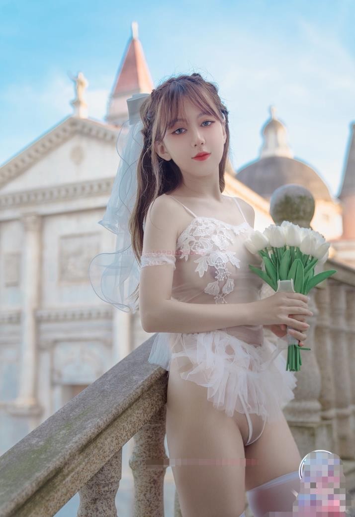 〖紧张刺激✿主人露出任务〗极品反差女神 极限户外公众场所露出 紧张刺激 怕被人看到 又希望被人看到