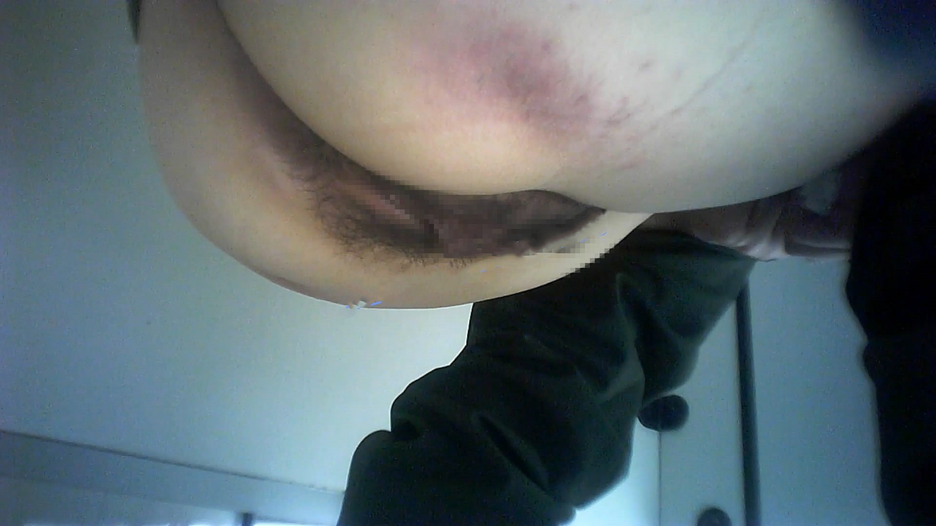 女厕偷拍 J校学院女学员们如厕都是高级好穴