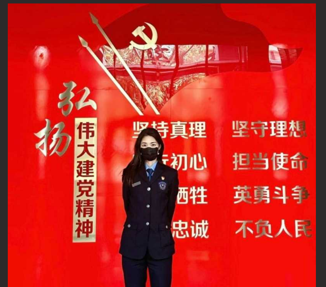 又一美女警花被曝光! 最美警花张津瑜接班人李雨涵 沦为富人的警犬母狗 6段不雅视频流出!