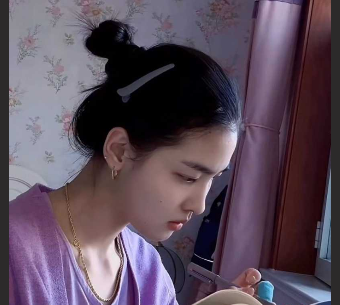 又一美女警花被曝光! 最美警花张津瑜接班人李雨涵 沦为富人的警犬母狗 6段不雅视频流出!