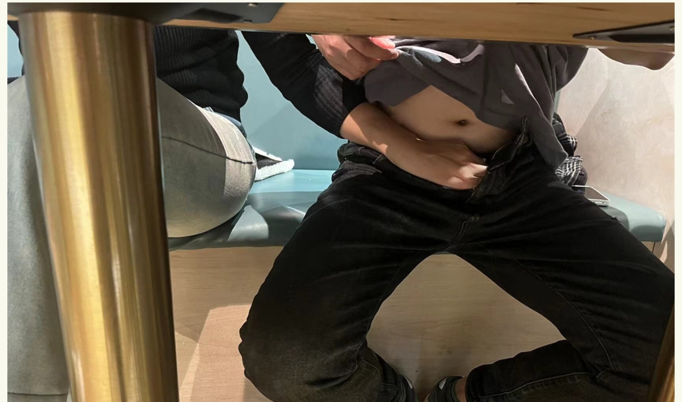 【良家夫妻约单男】，外表斯文，戴着眼镜的嫂子，在床上好骚好淫荡，超清原版视图无水印