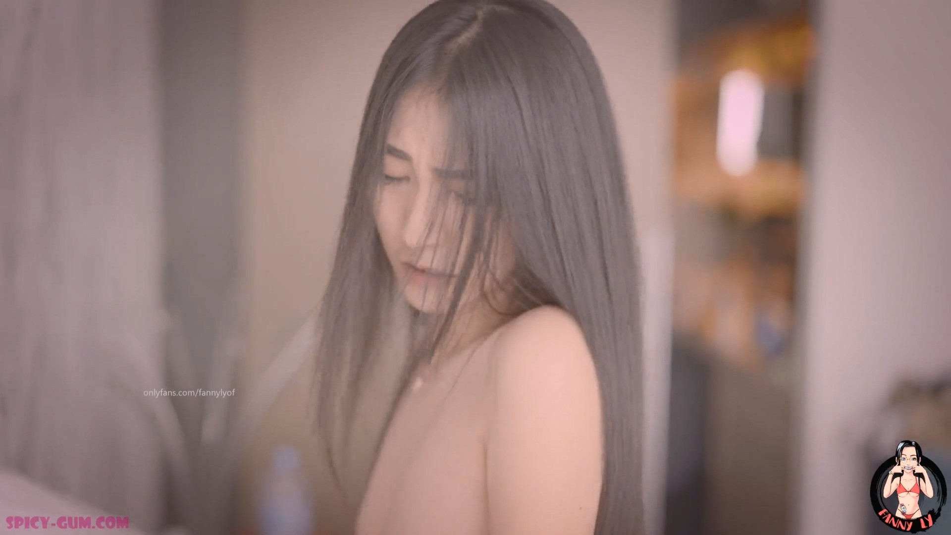 骚货学生出轨大屌老师 别人眼中的班长学霸 表面看起来很乖巧可爱私下是老师的小母狗