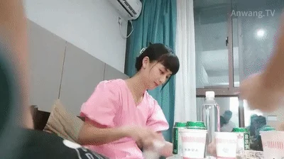 ❤️绿奴无脑绿王八❤️带老婆去酒店穿着学生装，被猛男小哥暴肏！究极神尻多汁嫩鲍！
