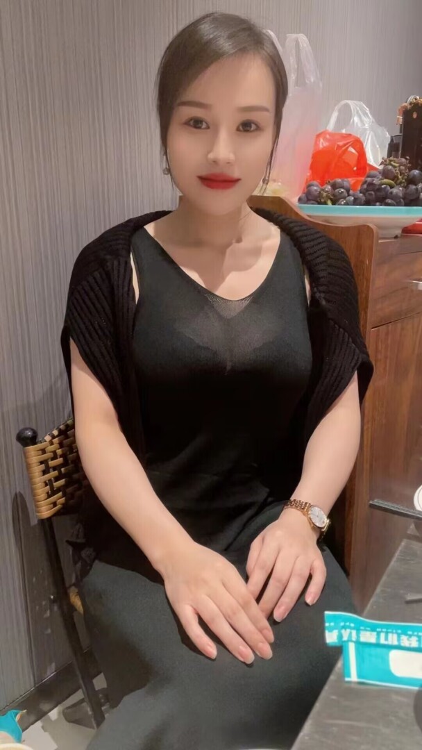 济南的这些兼职小姐们,没想到看上去这么清纯。选出你最喜欢的那个!