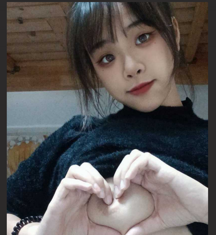 曲阜师范大学音乐学院大三学生妹 李欣茹 宿舍骚拍 外表清纯学生妹掰开小菊花等着爸爸们插入！